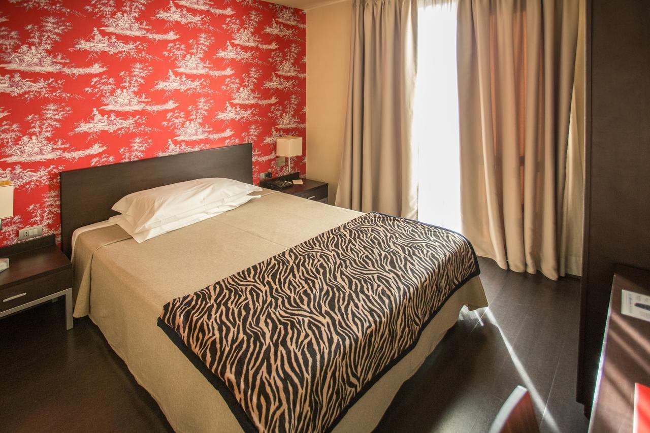 Hotel Fortyfive Chivasso Extérieur photo