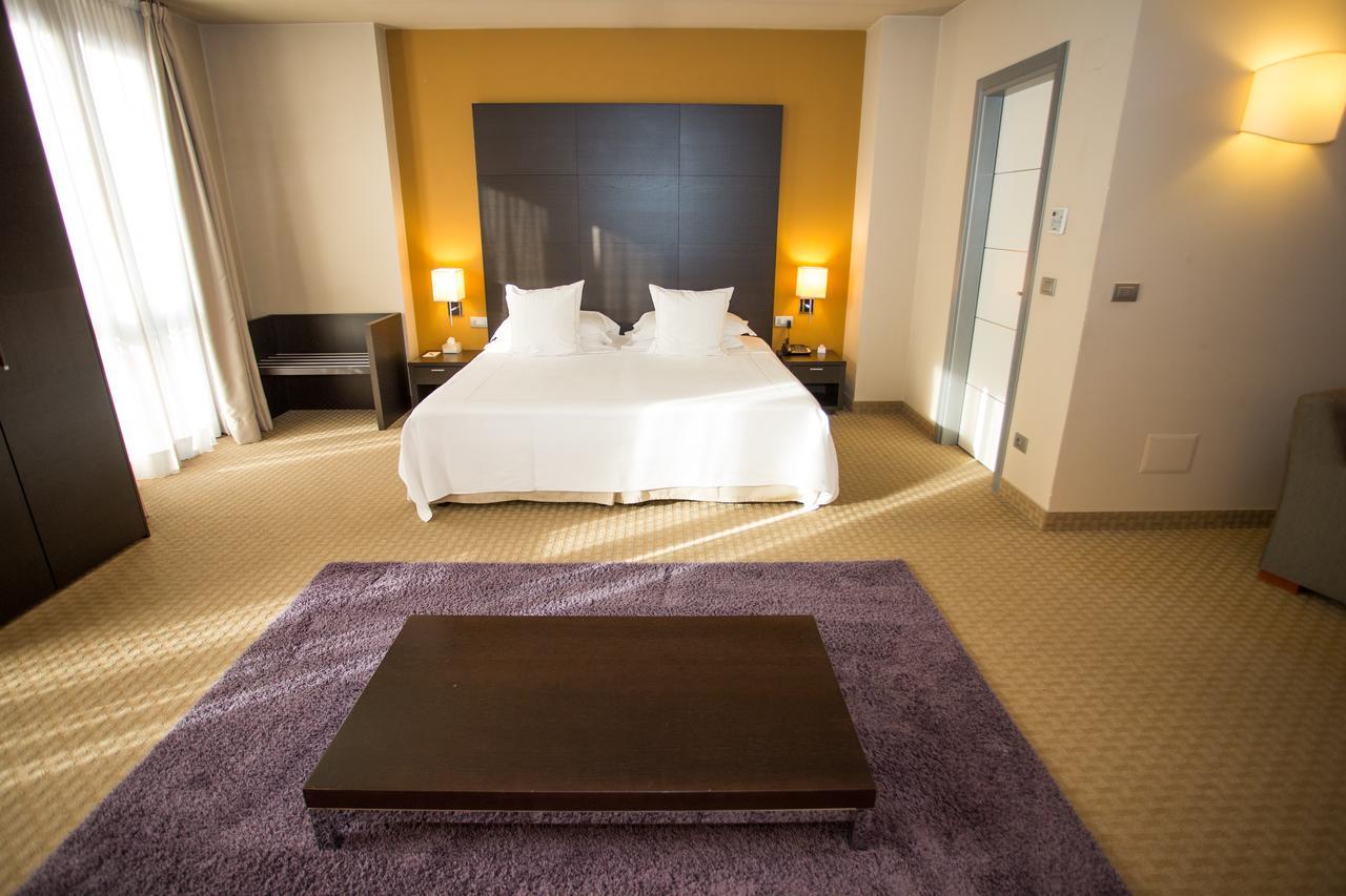 Hotel Fortyfive Chivasso Extérieur photo